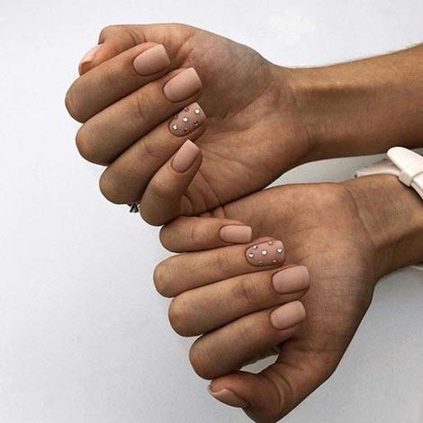 Красивый матовый дизайн ногтей: идеи 2020