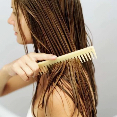 Как увлажнить сухие волосы