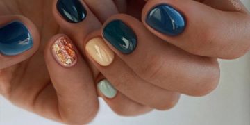Фото новинки красивого маникюра на короткие ногти