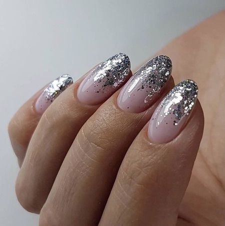 Женственный и красивый дизайн ногтей