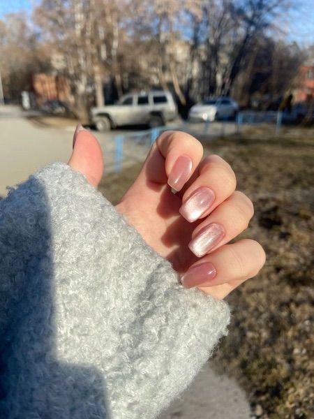 Маникюр "кошачий глаз"