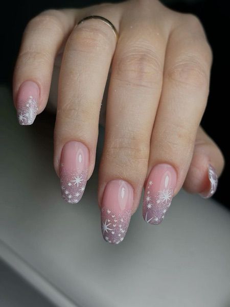 Зимний дизайн ногтей