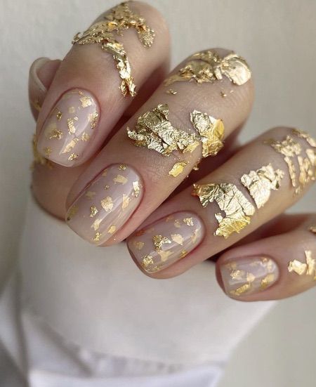 Золотой маникюр