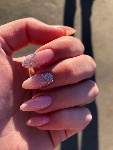 Модный дизайн ногтей