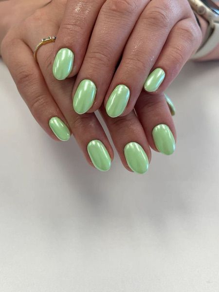 Весенний дизайн ногтей